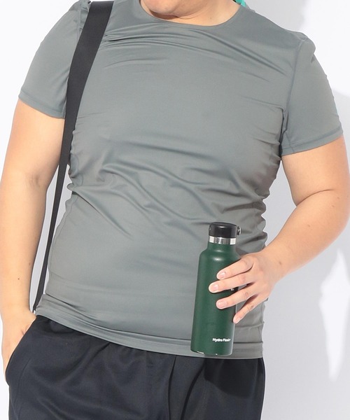 UNDER ARMOUR(アンダーアーマー)の「コンプレッション Tシャツ 半袖 メンズ 大きいサイズ UA COOL アイソチル ショートスリーブ シャツ UNDER ARMOUR (アンダーアーマー)(Tシャツ/カットソー・メンズ・ブラック/グレー・3XL/5XL/4XL)」の16枚目の写真