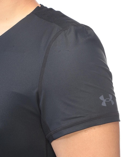 UNDER ARMOUR(アンダーアーマー)の「コンプレッション Tシャツ 半袖 メンズ 大きいサイズ UA COOL アイソチル ショートスリーブ シャツ UNDER ARMOUR (アンダーアーマー)(Tシャツ/カットソー・メンズ・ブラック/グレー・3XL/5XL/4XL)」の8枚目の写真