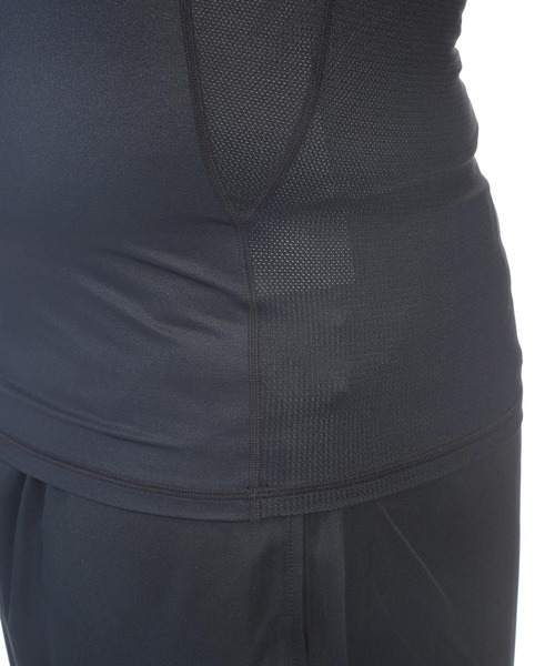 UNDER ARMOUR(アンダーアーマー)の「コンプレッション Tシャツ 半袖 メンズ 大きいサイズ UA COOL アイソチル ショートスリーブ シャツ UNDER ARMOUR (アンダーアーマー)(Tシャツ/カットソー・メンズ・ブラック/グレー・3XL/5XL/4XL)」の7枚目の写真