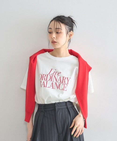 &. NOSTALGIA(アンドドットノスタルジア)の「【汗染み防止加工】カラーロゴTシャツ(Tシャツ/カットソー・レディース・オフホワイト/グレー・M)」の4枚目の写真