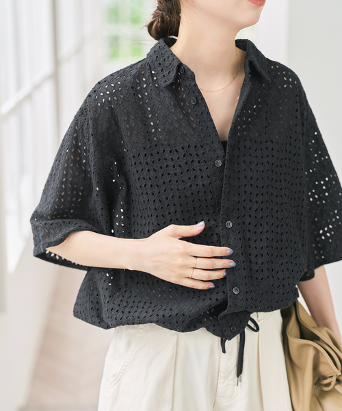 Spick & Span(スピックアンドスパン)の「《セットアップ可》カットワークエンブロイダリーハーフスリーブシャツ(シャツ/ブラウス・レディース・ホワイト系その他/ブラック・FREE)」の7枚目の写真
