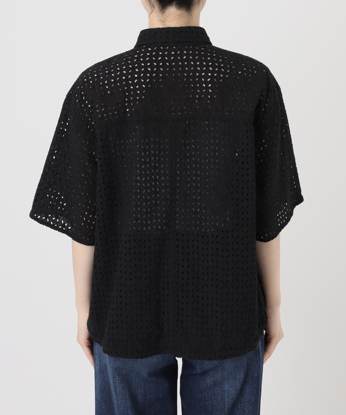 Spick & Span(スピックアンドスパン)の「《セットアップ可》カットワークエンブロイダリーハーフスリーブシャツ(シャツ/ブラウス・レディース・ホワイト系その他/ブラック・FREE)」の17枚目の写真
