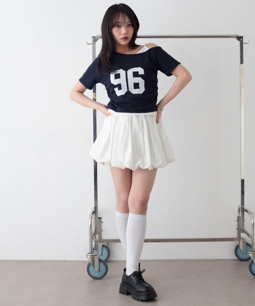 WEGO（ウィゴー）の「WEGO/【26年春夏新作】バルーンミニスカパン（スカート・レディース・ホワイト/ブラック・FREE）」の6枚目の写真