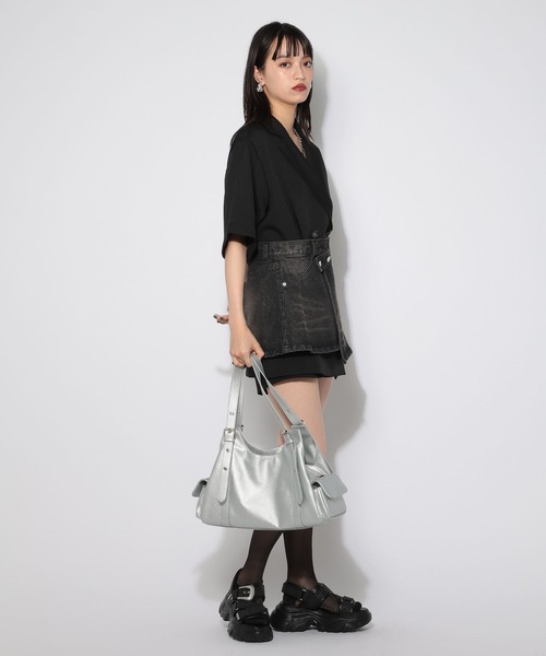 PAGEBOY(ページボーイ)の「デニムベルトスカート【パンツレイヤード&ビスチェでも使える2WAY仕様】(ベルト・レディース・ブラック/ブルー・FREE)」の11枚目の写真