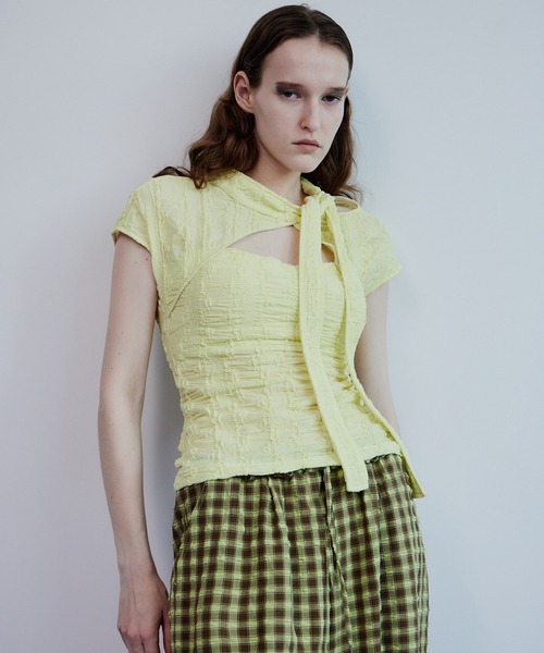 MAISON SPECIAL(メゾンスペシャル)の「Cut-Out Bow Tie Bolero Layered Top/カットアウトボウタイボレロレイヤードトップ(Tシャツ/カットソー・レディース・グレー/ホワイト/ライム・FREE)」の3枚目の写真