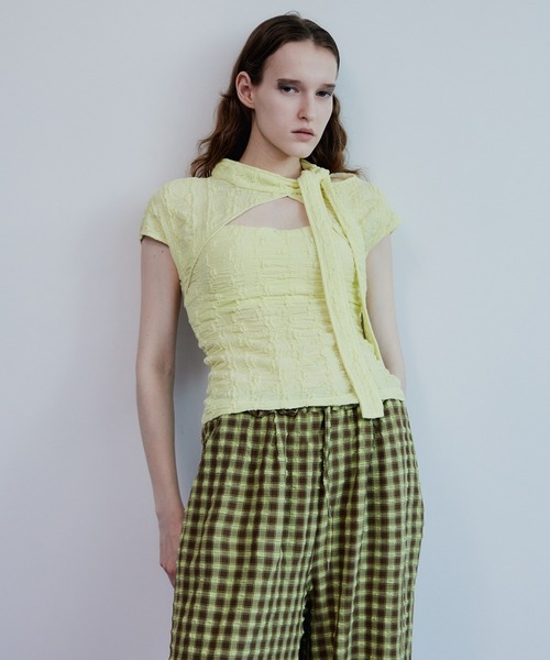 MAISON SPECIAL(メゾンスペシャル)の「Cut-Out Bow Tie Bolero Layered Top/カットアウトボウタイボレロレイヤードトップ(Tシャツ/カットソー・レディース・グレー/ホワイト/ライム・FREE)」の20枚目の写真