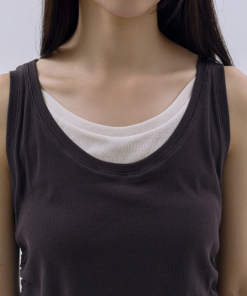 SAYUU(サユ)の「ストリングレイヤードスリーブレスブラウン(Tシャツ/カットソー・レディース・ブラウン・FREE)」の5枚目の写真