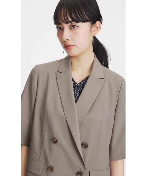 AOYAMA(アオヤマ)の「冷感半袖ダブルジャケット【涼】【セットアップ着用可】(スーツジャケット・レディース・チャコールグレー/グレイッシュベージュ・S/M/L/LL)」の22枚目の写真