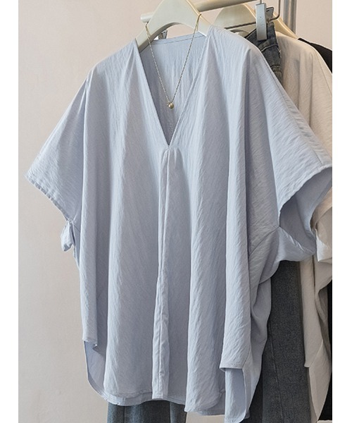 witch(ウイッチ)の「ターンバック袖ルーズフィットスキッパーブラウス(シャツ/ブラウス・レディース・ブルー/ホワイト/ブラック・FREE)」の11枚目の写真