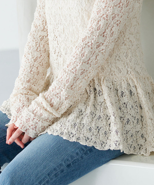IENA(イエナ)の「《WEB限定/追加》Flowerストレッチレース ペプラムプルオーバー(Tシャツ/カットソー・レディース・アイボリー/ブラック・FREE)」の12枚目の写真