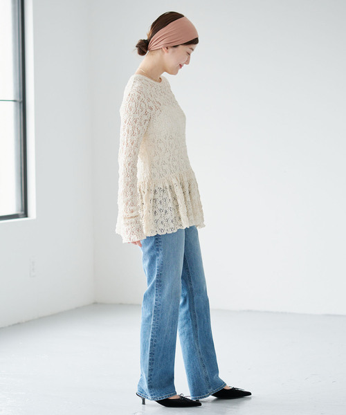 IENA(イエナ)の「《WEB限定/追加》Flowerストレッチレース ペプラムプルオーバー(Tシャツ/カットソー・レディース・アイボリー/ブラック・FREE)」の16枚目の写真