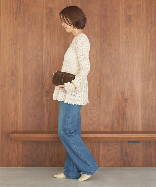 IENA(イエナ)の「《WEB限定/追加》Flowerストレッチレース ペプラムプルオーバー(Tシャツ/カットソー・レディース・アイボリー/ブラック・FREE)」の17枚目の写真