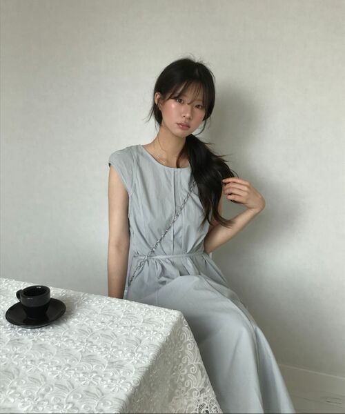 MIND BRIDGE WOMEN（マインドブリッジウーマン）の「[W]キャップスリーブベルト付きナイロンロングワンピース - 2カラー（ワンピース・レディース・スカイブルー/ブラック・55/66）」の13枚目の写真