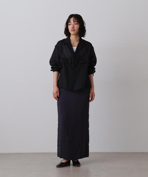 YLEVE(イレーヴ)の「YLEVE / CUPRA TWILL GARMANT DYE SKIRT(スカート・レディース・グレー/ネイビー・2/0/1)」の1枚目の写真