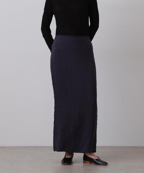 YLEVE(イレーヴ)の「YLEVE / CUPRA TWILL GARMANT DYE SKIRT(スカート・レディース・グレー/ネイビー・2/0/1)」の8枚目の写真