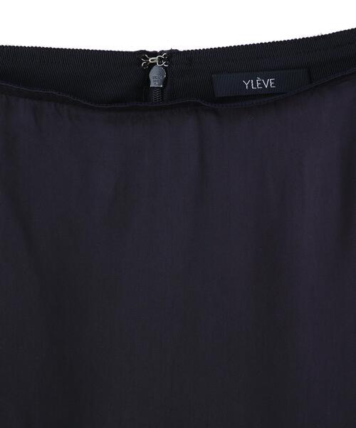 YLEVE(イレーヴ)の「YLEVE / CUPRA TWILL GARMANT DYE SKIRT(スカート・レディース・グレー/ネイビー・2/0/1)」の16枚目の写真