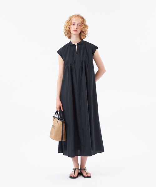 MACKINTOSH PHILOSOPHY（ﾏｯｷﾝﾄｯｼｭ ﾌｨﾛｿﾌｨｰ）の「フロントタックフレアワンピース（ワンピース・レディース・ライトブルー/ブラウン/ダークネイビー・38/36）」の5枚目の写真