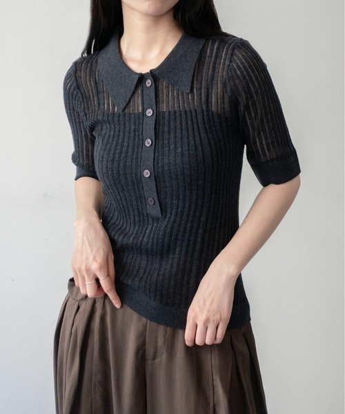 on:nue（オンニュ）の「【on:nue】ハーフボタンシアーリブポロニット（ニット/セーター・レディース・チャコールグレー/ベージュ/グレー・FREE）」の18枚目の写真