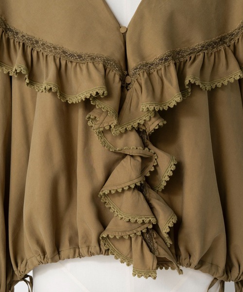 MAISON SPECIAL(メゾンスペシャル)の「Lace Frill Collar Blouse/レースフリルカラーブラウス(シャツ/ブラウス・レディース・ホワイト/ブラック/オリーブ・FREE)」の17枚目の写真