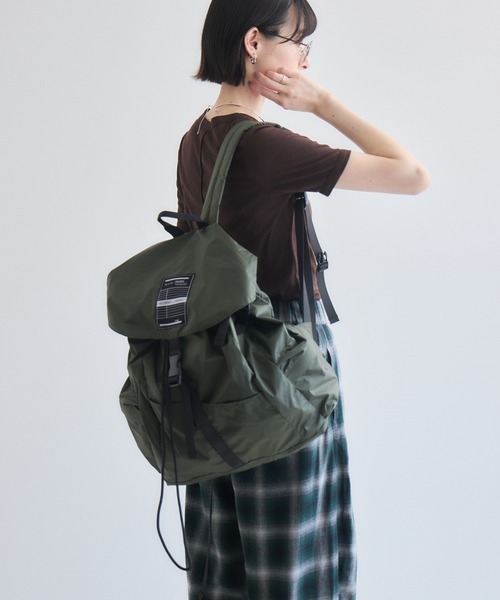 Paradise Picnic(パラダイスピクニック)の「TRANOI. デイパックリュックサック(バックパック/リュック・レディース・ブラック/カーキ・FREE)」の3枚目の写真