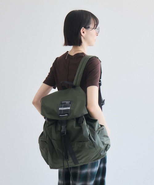 Paradise Picnic(パラダイスピクニック)の「TRANOI. デイパックリュックサック(バックパック/リュック・レディース・ブラック/カーキ・FREE)」の4枚目の写真