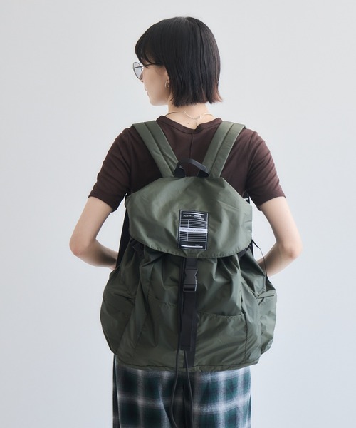 Paradise Picnic(パラダイスピクニック)の「TRANOI. デイパックリュックサック(バックパック/リュック・レディース・ブラック/カーキ・FREE)」の5枚目の写真