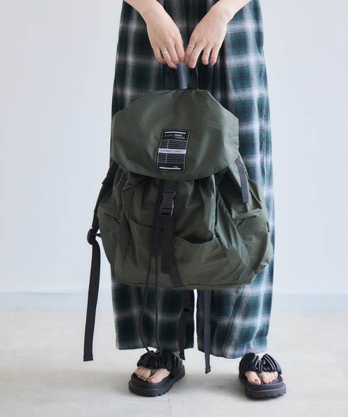 Paradise Picnic(パラダイスピクニック)の「TRANOI. デイパックリュックサック(バックパック/リュック・レディース・ブラック/カーキ・FREE)」の7枚目の写真