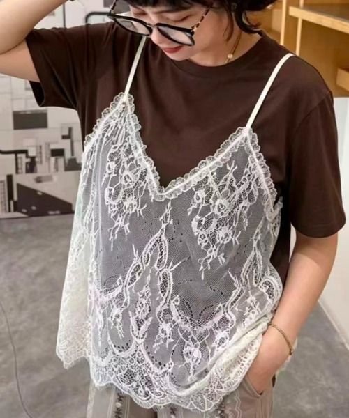 Lips(リップス)の「レースキャミを重ねたような旬のレイヤードデザイン!1枚でこなれ感が叶うドッキングTシャツ(Tシャツ/カットソー・レディース・ホワイト/ブラック/ブラウン・FREE)」の3枚目の写真