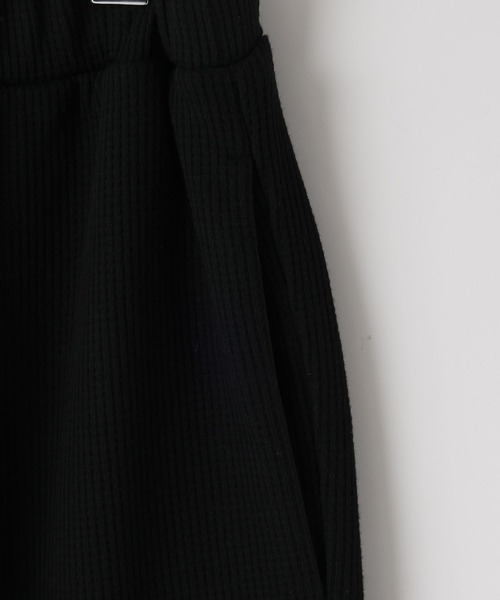 LOWRYS FARM(ローリーズファーム)の「サーマルフラワーフリルパンツ 1048957(その他パンツ・レディース・グレー系その他2/ブラック/ブラック系その他・SMALL/MEDIUM)」の7枚目の写真