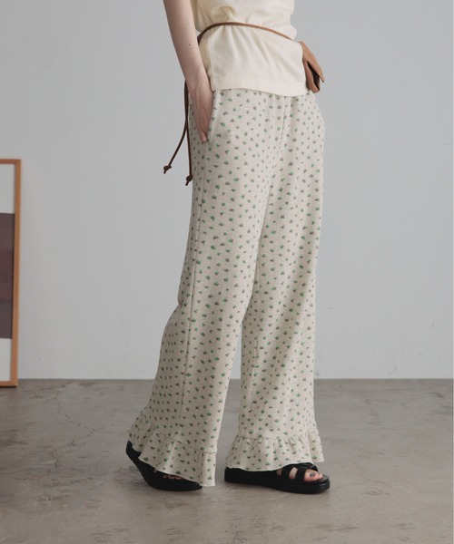 LOWRYS FARM(ローリーズファーム)の「サーマルフラワーフリルパンツ 1048957(その他パンツ・レディース・グレー系その他2/ブラック/ブラック系その他・SMALL/MEDIUM)」の14枚目の写真