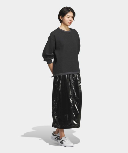 adidas(アディダス)の「ラックスフロー オールデイズ ルーズフィット ワッフル フリース クルーシャツ / ロンT / アディダス adidas(Tシャツ/カットソー・レディース・ブラック・XX-LARGE/LARGE/MEDIUM/SMALL/X-LARGE/X-SMALL)」の3枚目の写真
