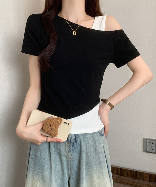 2ly2(トゥーリートゥー)の「レイヤード風 ワンショルダーデザインTシャツ(Tシャツ/カットソー・レディース・ブラック/グレー/ネイビー・FREE)」の8枚目の写真