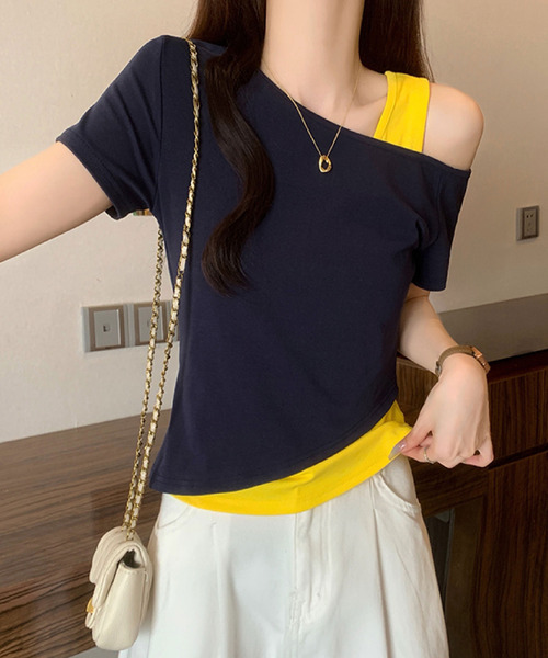 2ly2(トゥーリートゥー)の「レイヤード風 ワンショルダーデザインTシャツ(Tシャツ/カットソー・レディース・ブラック/グレー/ネイビー・FREE)」の22枚目の写真