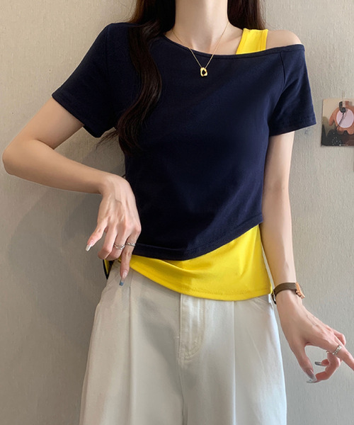 2ly2(トゥーリートゥー)の「レイヤード風 ワンショルダーデザインTシャツ(Tシャツ/カットソー・レディース・ブラック/グレー/ネイビー・FREE)」の17枚目の写真