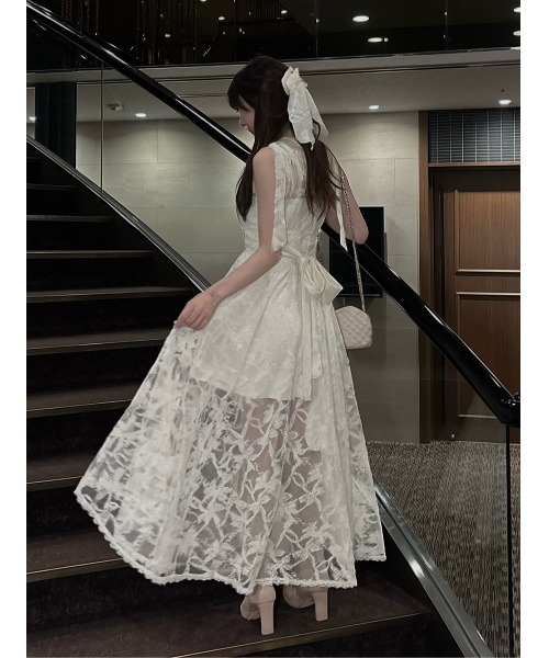 Darich（ダーリッチ）の「バックリボンフローラルレースロングワンピース（ワンピース・レディース・ブラック/ホワイト/ピンク・FREE）」の6枚目の写真