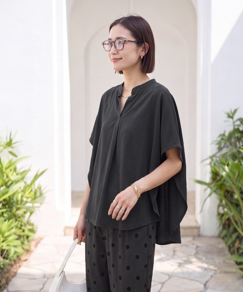 STYLE DELI(スタイルデリ)の「【selection】プレミアスムース/ラウンドスキッパーtops(シャツ/ブラウス・レディース・ホワイト/スミクロ・FREE)」の9枚目の写真