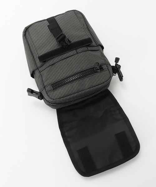 BOTT(ボット)の「BoTT / ボット CONTRAST RIPSTOP MINI SHOULDER BAG(ショルダーバッグ・メンズ・ピンク/ブラック・FREE)」の12枚目の写真