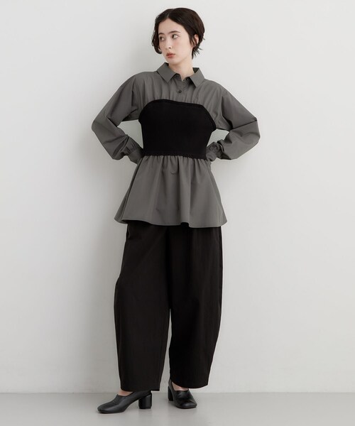 THE SHOP TK (ザ ショップ ティーケー )の「1枚でレイヤードスタイルが完成 ビスチェドッキングシャツ(シャツ/ブラウス・レディース・ライトブルー/オフホワイト/チャコールグレー・13/12)」の19枚目の写真