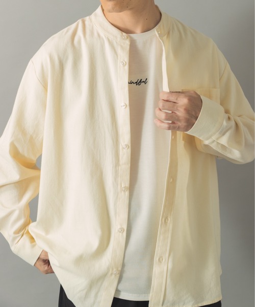 ITEMS URBANRESEARCH（アイテムズ アーバンリサーチ）の「ソフトタッチフランネルバンドカラーシャツ（シャツ/ブラウス・メンズ・オフホワイト/ネイビー/グレー/ブルー・MEDIUM/LARGE）」の15枚目の写真