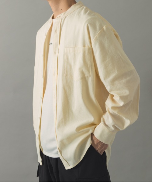 ITEMS URBANRESEARCH（アイテムズ アーバンリサーチ）の「ソフトタッチフランネルバンドカラーシャツ（シャツ/ブラウス・メンズ・オフホワイト/ネイビー/グレー/ブルー・MEDIUM/LARGE）」の16枚目の写真