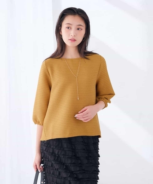 a.v.v（アーヴェヴェ）の「ピンタックボーダーカットソー（Tシャツ/カットソー・レディース・アイボリー/マスタード/グリーン・36/38/40）」の3枚目の写真