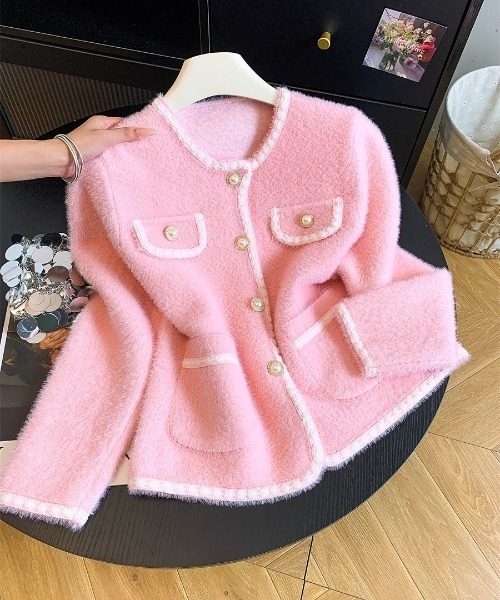 AMAJI(アマジ)の「フェイクフェレット ニットカーディガン(カーディガン/ボレロ・レディース・ライトピンク/ブラック/ホワイト・FREE)」の3枚目の写真