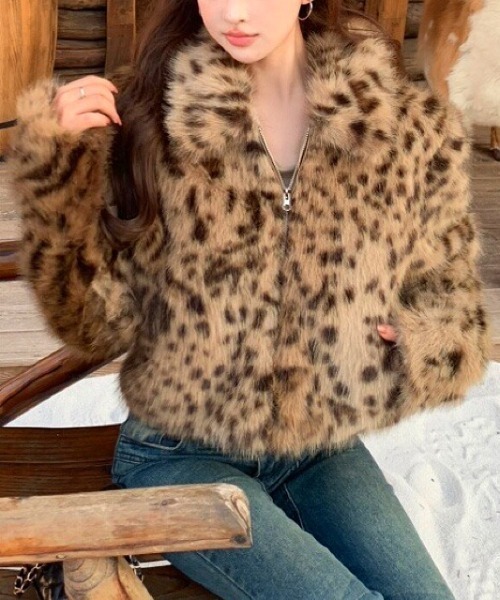 SHEENA(シーナ)の「レオパードフェイクファーブルゾン(ブルゾン・レディース・ベージュ・M)」の1枚目の写真