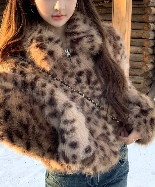 SHEENA(シーナ)の「レオパードフェイクファーブルゾン(ブルゾン・レディース・ベージュ・M)」の9枚目の写真