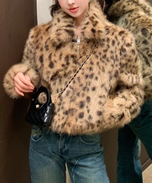 SHEENA(シーナ)の「レオパードフェイクファーブルゾン(ブルゾン・レディース・ベージュ・M)」の12枚目の写真