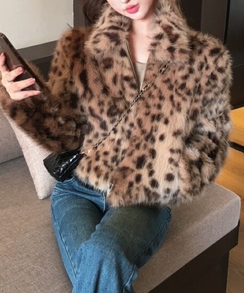 SHEENA(シーナ)の「レオパードフェイクファーブルゾン(ブルゾン・レディース・ベージュ・M)」の13枚目の写真