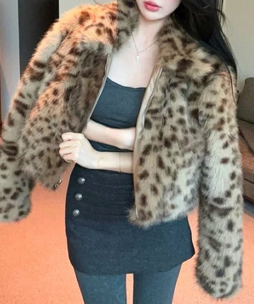 SHEENA(シーナ)の「レオパードフェイクファーブルゾン(ブルゾン・レディース・ベージュ・M)」の20枚目の写真