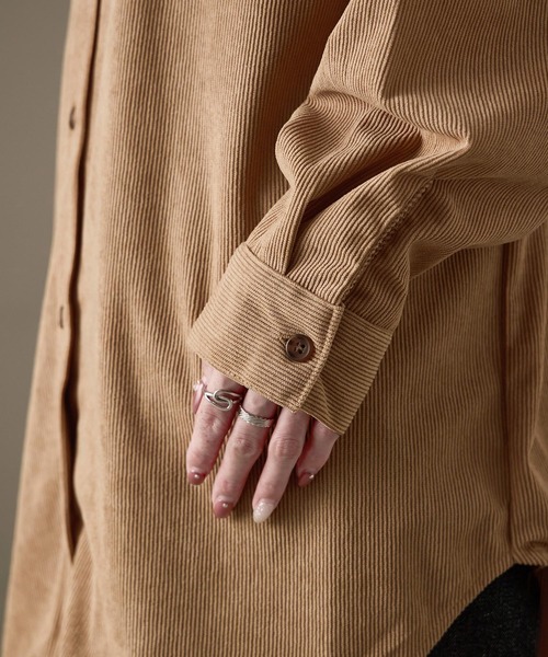 Fashion Letter(ファッションレター)の「コーデュロイ オーバーサイズシャツ(シャツ/ブラウス・レディース・チャコール/ブラウン/カーキ/ベージュ・M)」の9枚目の写真