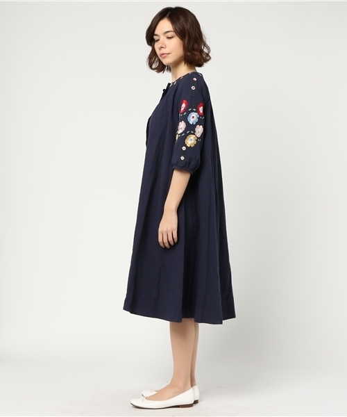 MERLOT（メルロー）の「プラント刺繍半袖ワンピース5961（ワンピース・レディース・アイボリー/ネイビー/ライトブルー・FREE）」の5枚目の写真