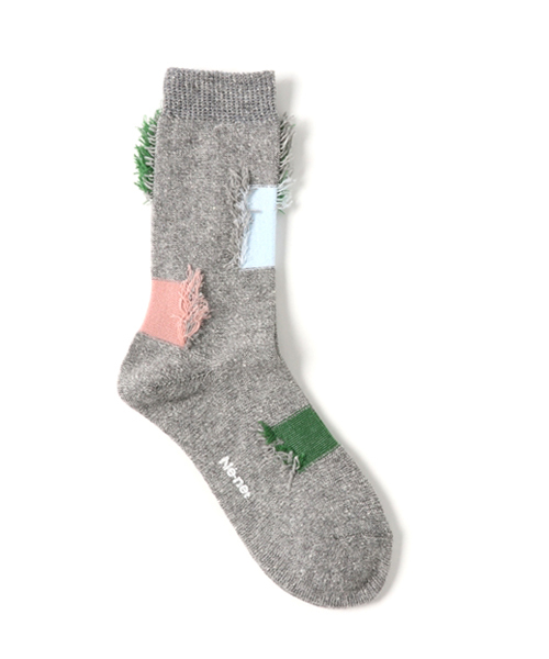 Ne-net(ネネット)の「パッチソックス(ソックス/靴下・レディース・オフホワイト/グレー/ベージュ・02/03)」の1枚目の写真